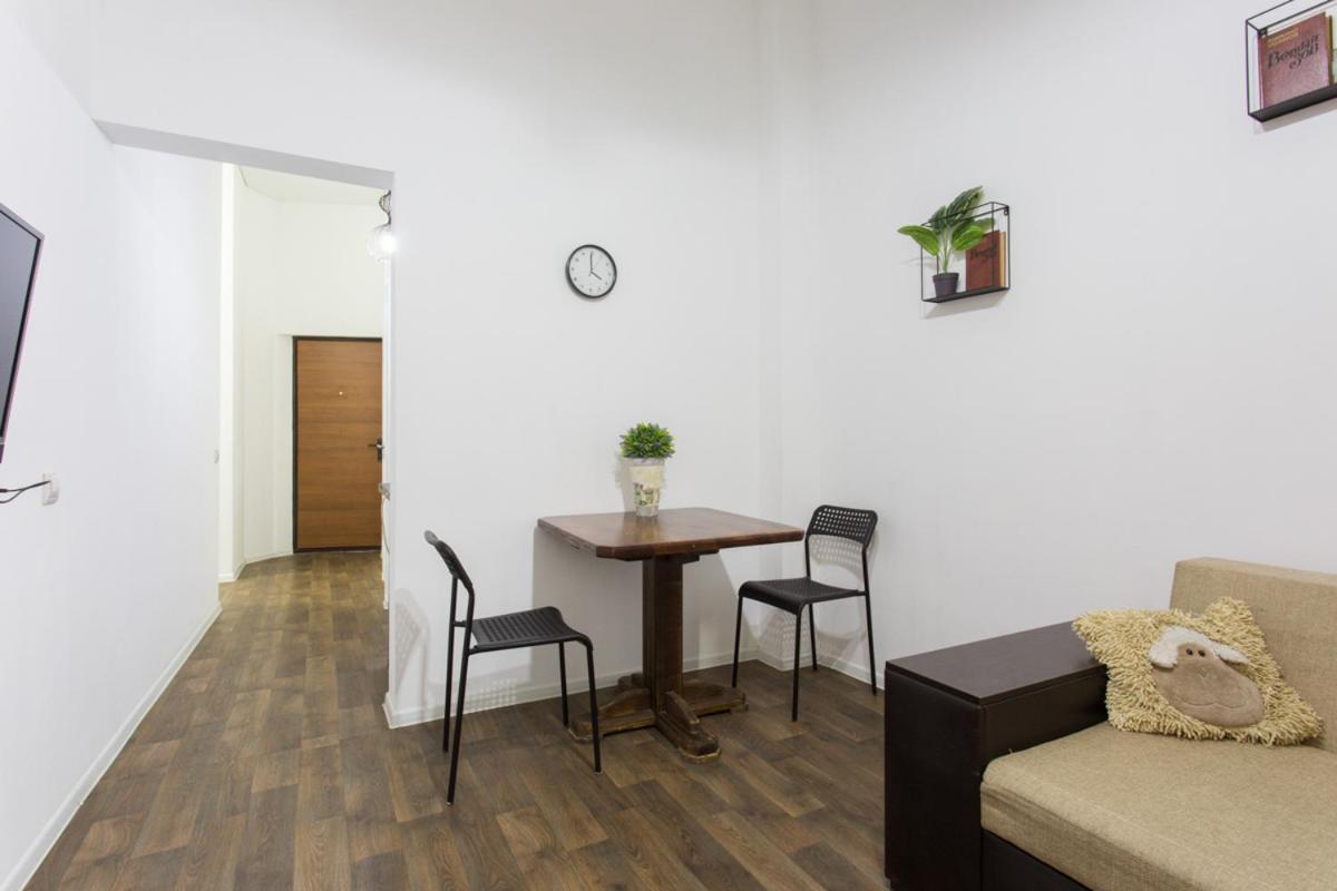 Апартаменти На Сковороди,3Б Kharkiv Exterior photo